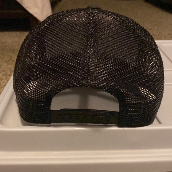 American Needle hat - Picture 4 of 6